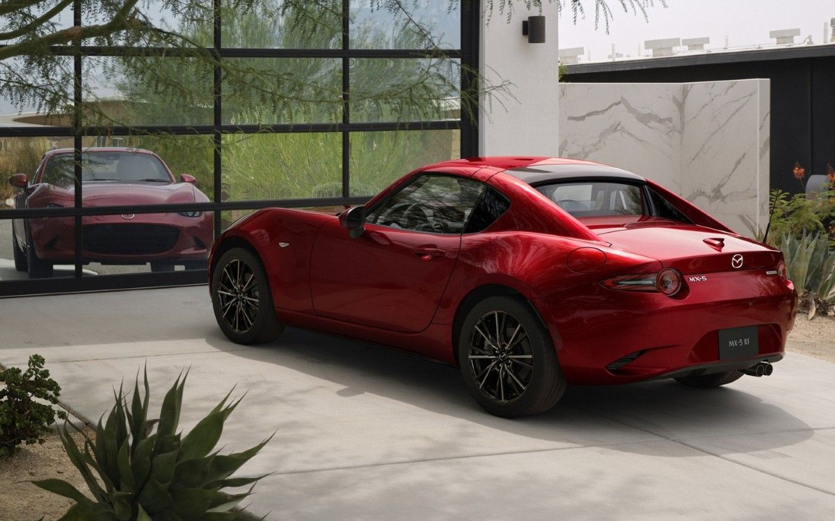 Mazda MX-5 (Miata) 2025: Ažuriranje i jubilarna serija uz 35. rođendan  