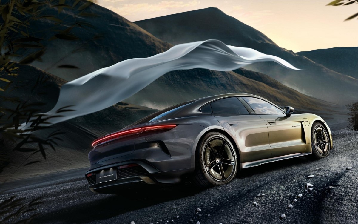 Porsche Taycan Turbo S Celestial Jade je jedinstveni primjerak za aukciju