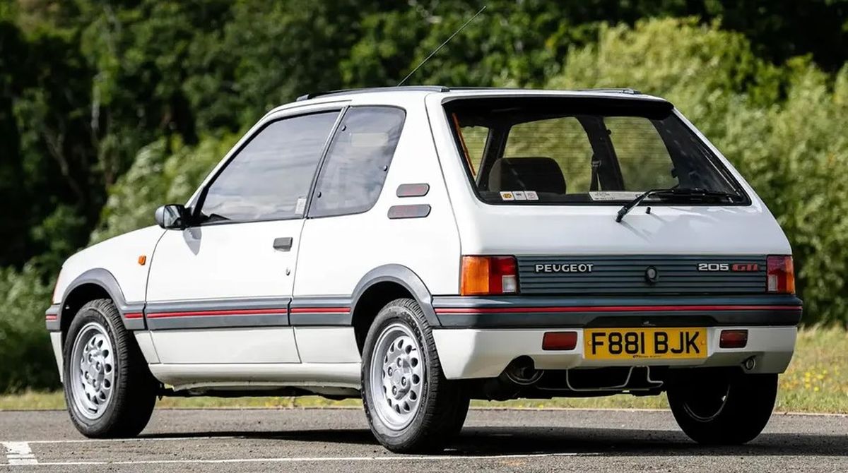 Mr. Beanov Peugeot 205 GTI je prava kolekcionarska poslastica