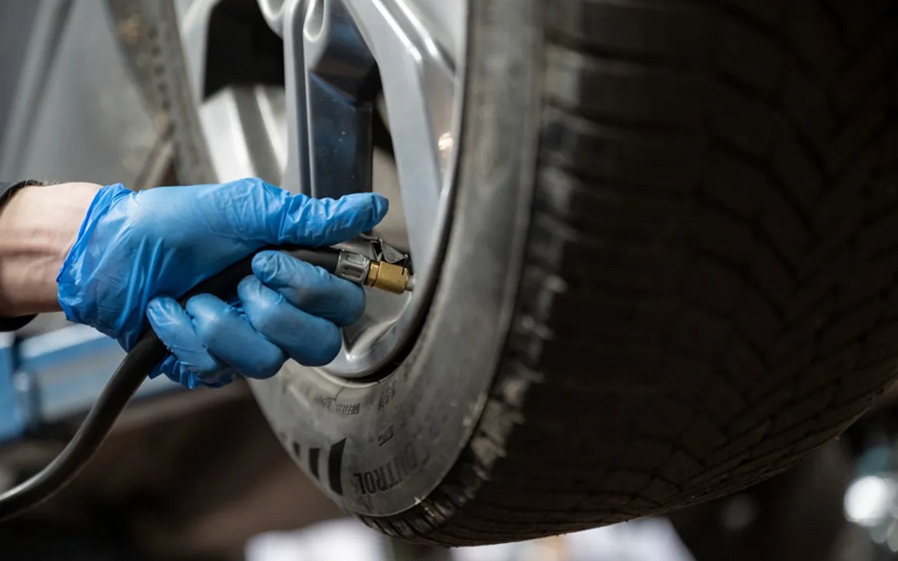 Kratak "životni" vijek pogonskih pneumatika električnih automobila 