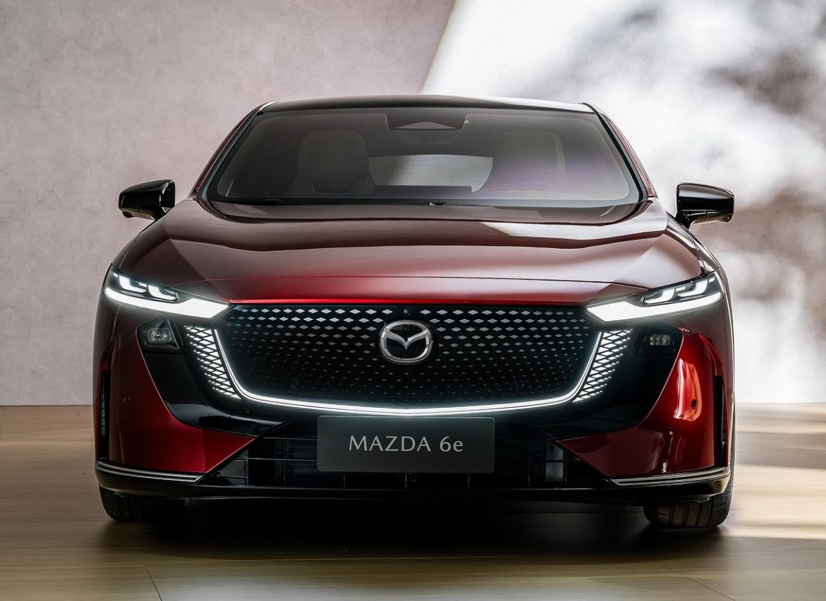 Zaboravite na SUS motore, nova Mazda 6e je potpuno električni automobil