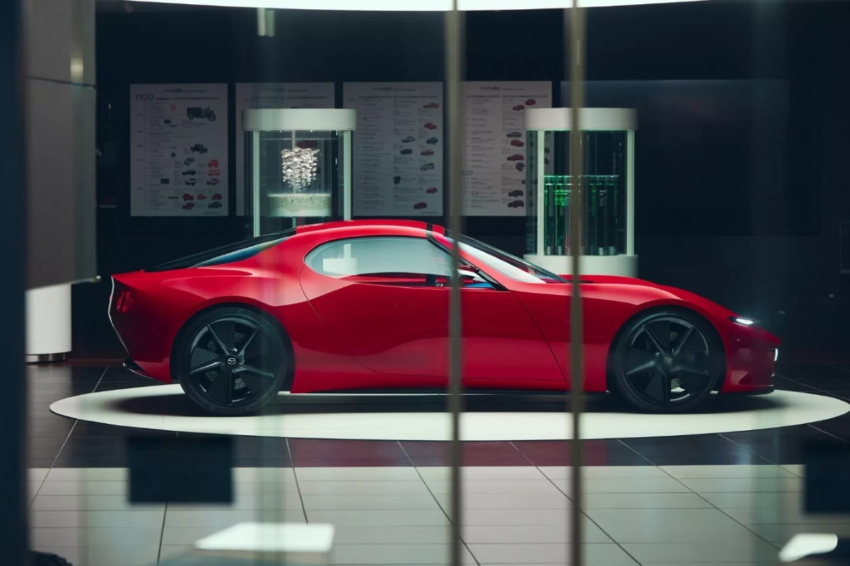 Mazda potvrdila da će Wankel sportista Iconic SP ući u proizvodnju