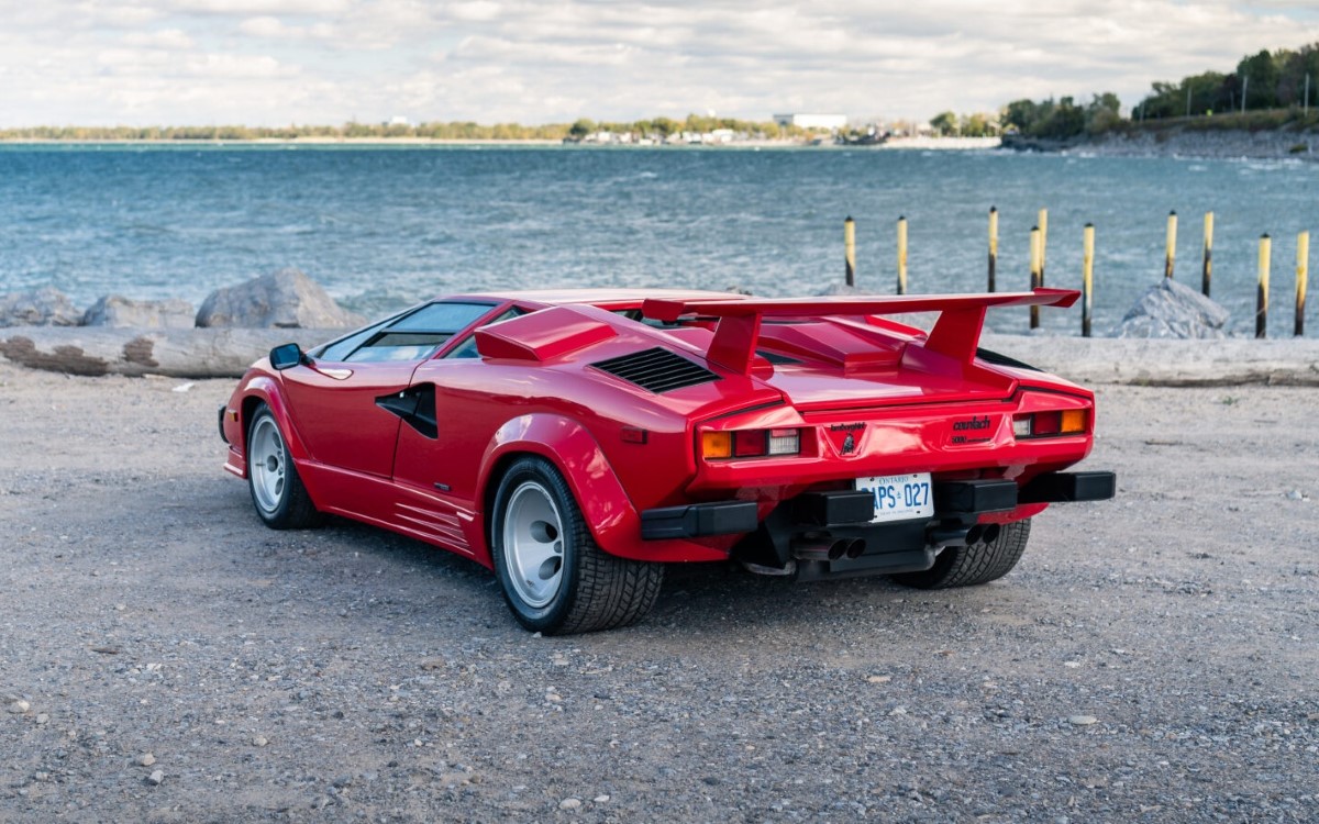 Lamborghini Countach LP5000 QV: Prodaje se prvi fabrički restauriran primjerak