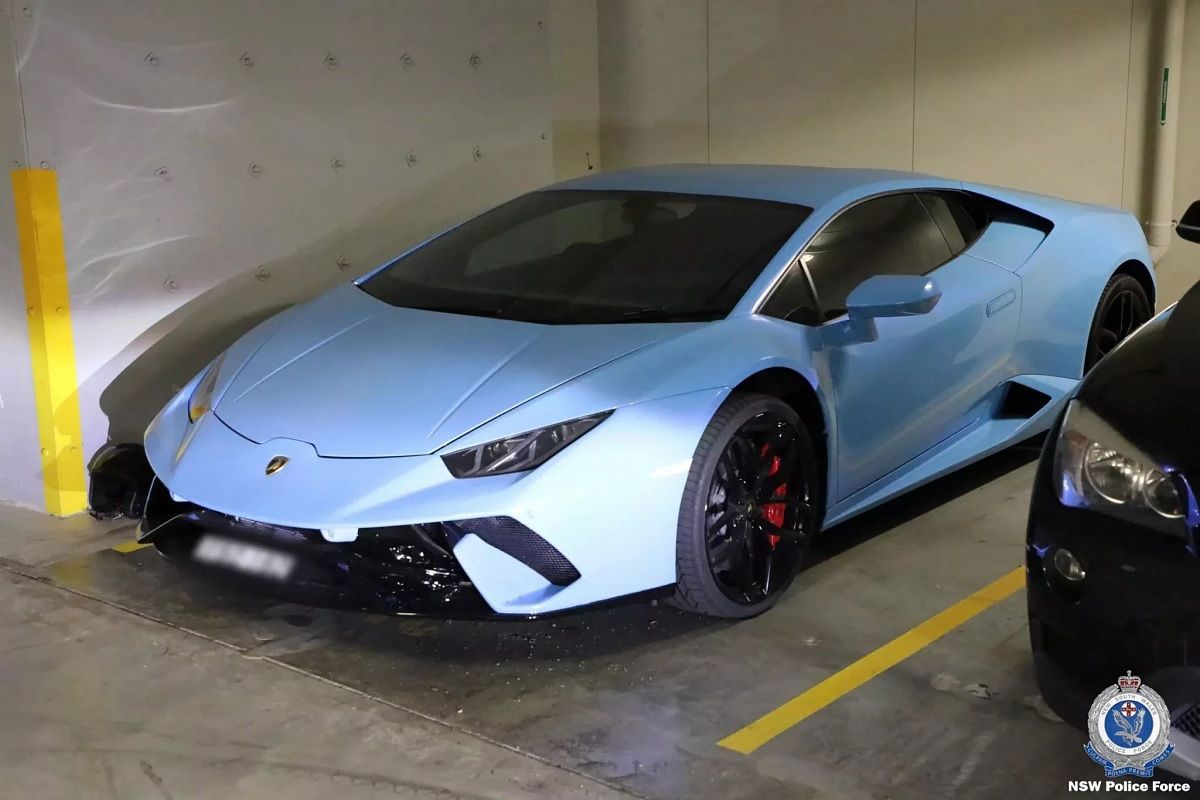 Pomozi sirotu na svoju sramotu: Vozio Lamborghini Huracán i primao naknadu za nezaposlene