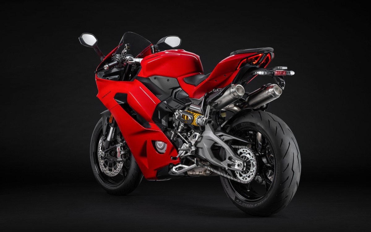 Ducati predstavio Panigale i Streetfighter s novim V2 motorom